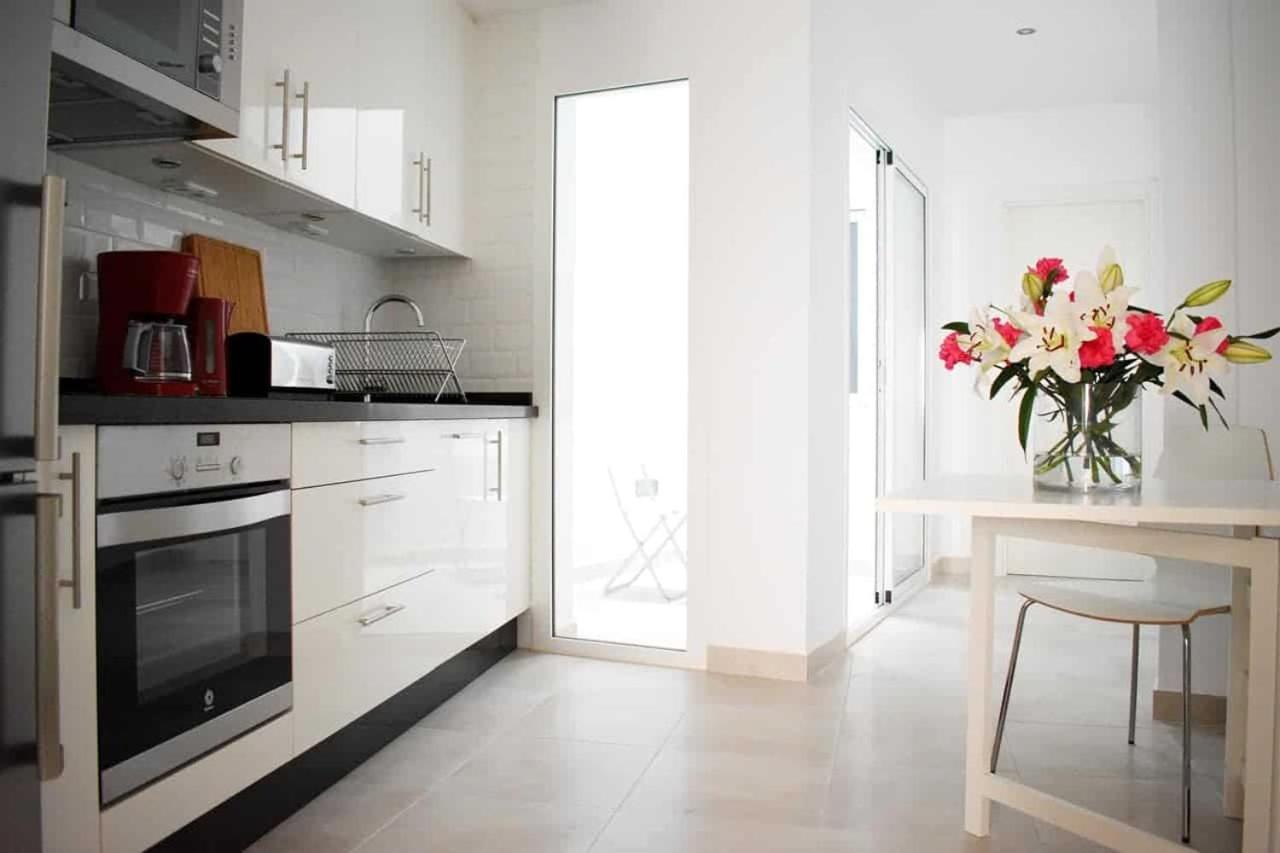 New Townhouse In The Heart Of Nerja With Jacuzzi Villa ภายนอก รูปภาพ
