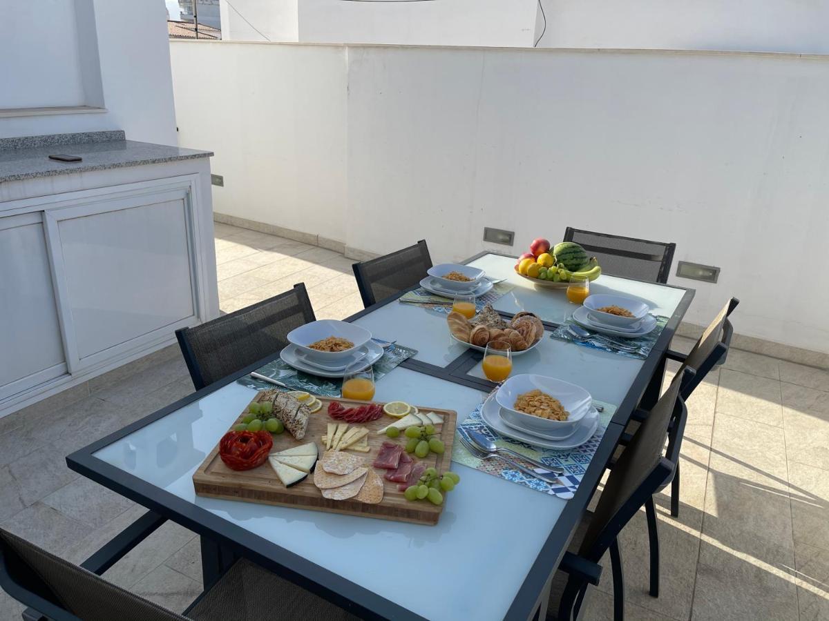 New Townhouse In The Heart Of Nerja With Jacuzzi Villa ภายนอก รูปภาพ