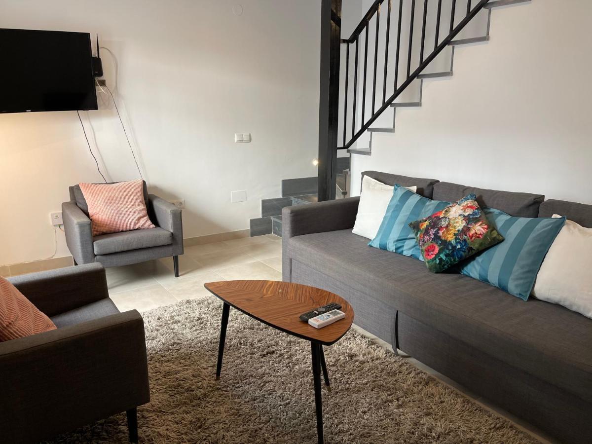 New Townhouse In The Heart Of Nerja With Jacuzzi Villa ภายนอก รูปภาพ