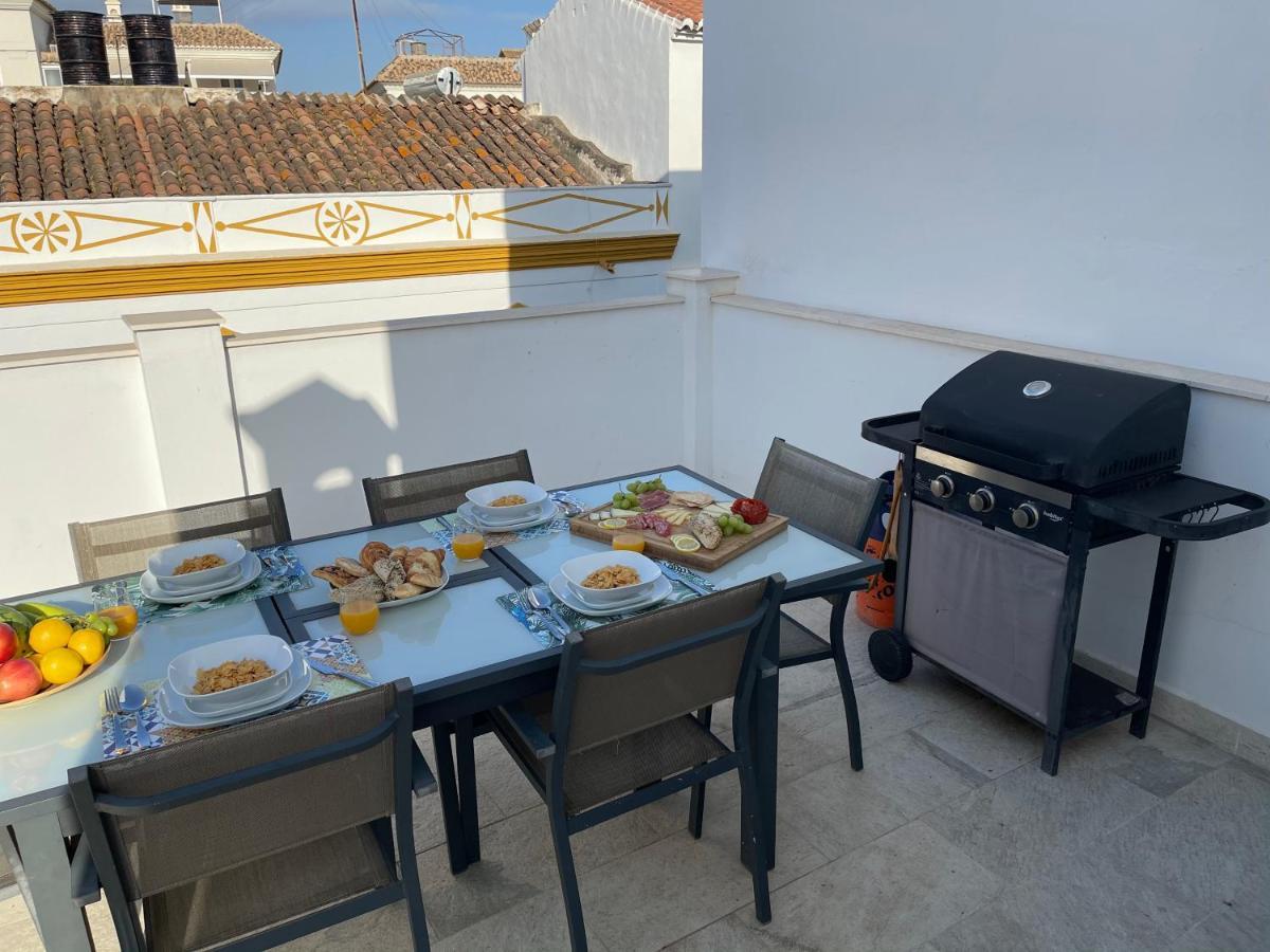 New Townhouse In The Heart Of Nerja With Jacuzzi Villa ภายนอก รูปภาพ