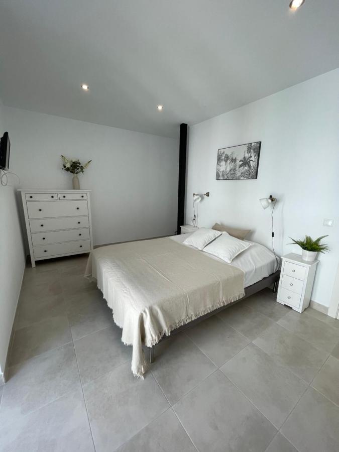 New Townhouse In The Heart Of Nerja With Jacuzzi Villa ภายนอก รูปภาพ