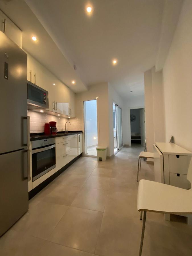 New Townhouse In The Heart Of Nerja With Jacuzzi Villa ภายนอก รูปภาพ